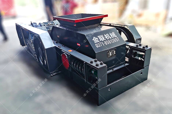 狼牙破碎機(jī)_大型狼牙破碎機(jī)視頻,狼牙破碎機(jī)多少錢一臺/價(jià)格