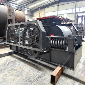 2PGC400X400小型玻璃瓶破碎機發往山西陽泉