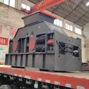 大型對輥破碎機設備 1200x800型破碎機發往吉林