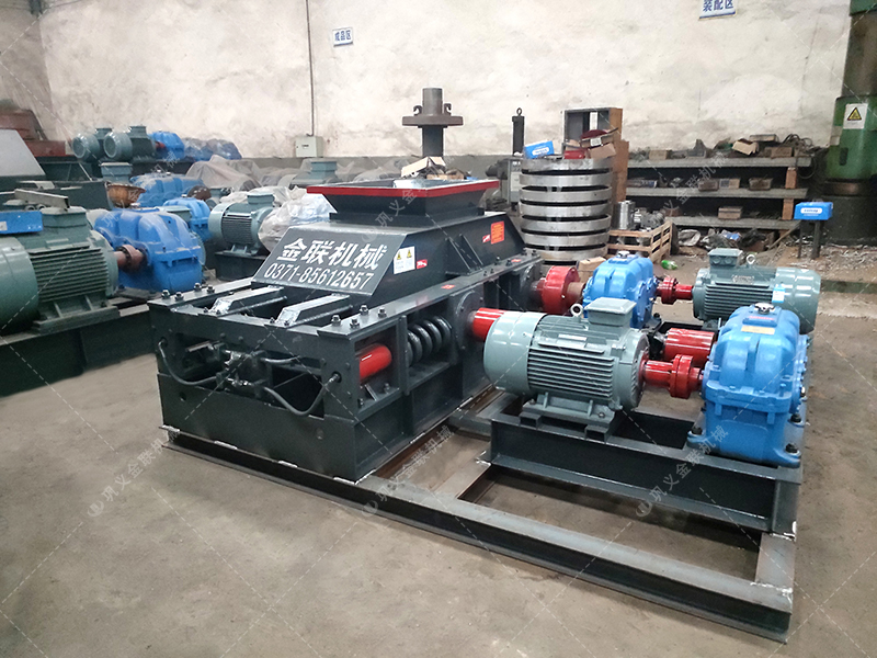 86型直連式對輥破碎機設備 中型破碎機發貨圖片