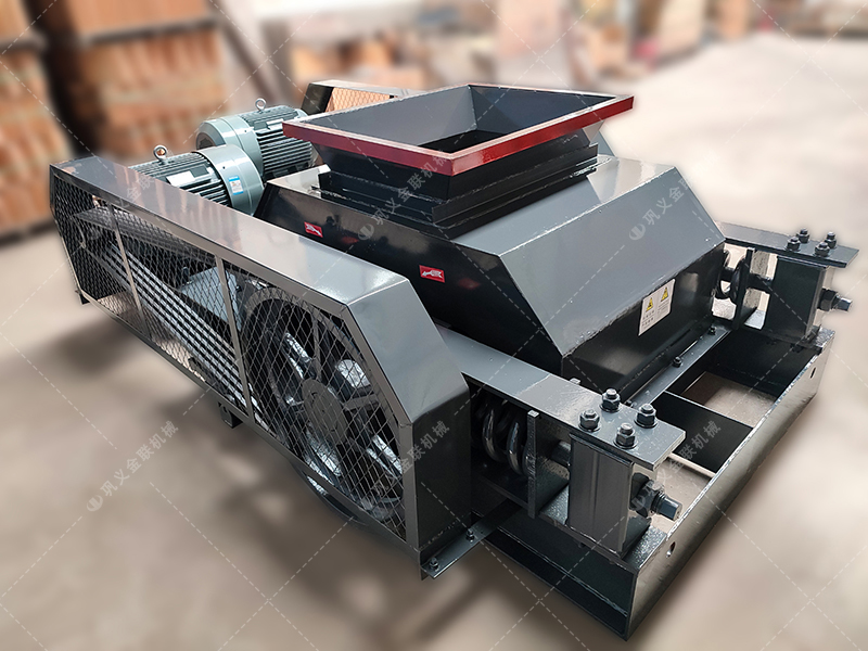 2pgc600X750狼牙式破碎機發往湖南婁底