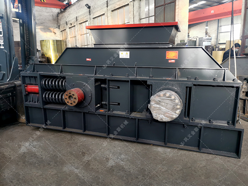 2PG1508大型鵝卵石破碎機發貨 發往重慶