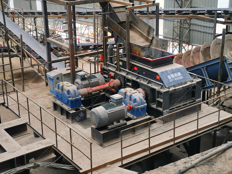 機(jī)制砂品質(zhì)參差不齊?液壓對(duì)輥制砂機(jī)如何實(shí)現(xiàn)高品質(zhì)細(xì)砂生產(chǎn)? 機(jī)制砂品質(zhì)參差不齊?液壓對(duì)輥制砂機(jī)如何實(shí)現(xiàn)高品質(zhì)細(xì)砂生產(chǎn)?